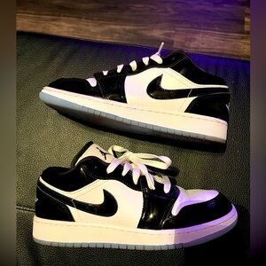 SOLD- Nike Air Jordan 1 Low SE Concord White Black Size 6.5Y